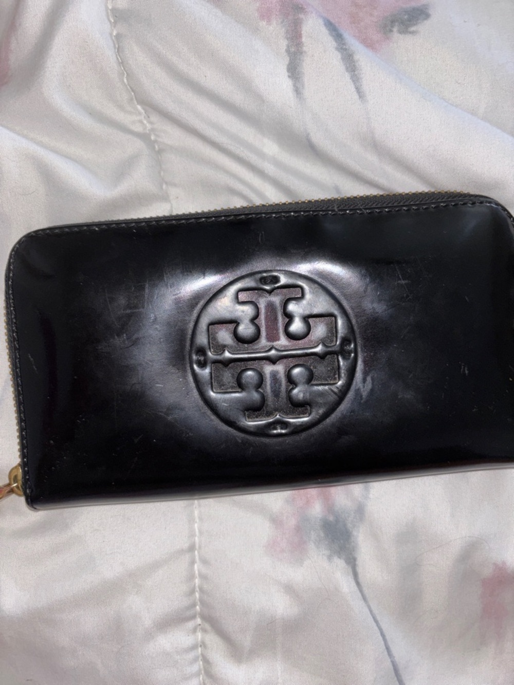 Tory Burch Black Patent Leather Zip Wallet with Embossed Logo